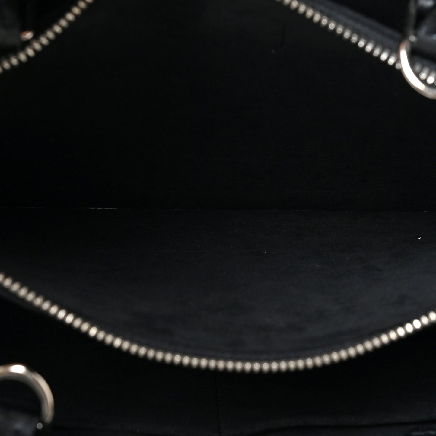 Epi Twist Tote Black