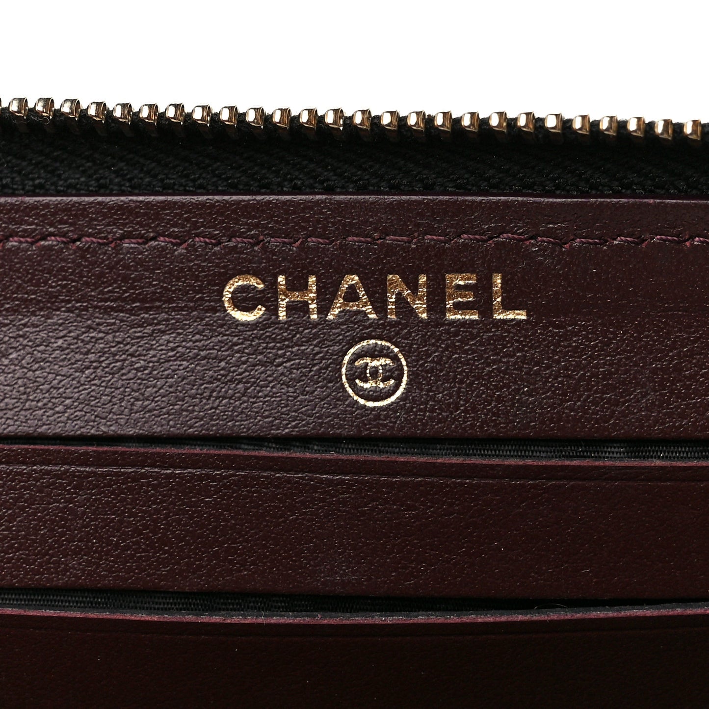 Caviar Quilted Medium Zip Around Wallet Black