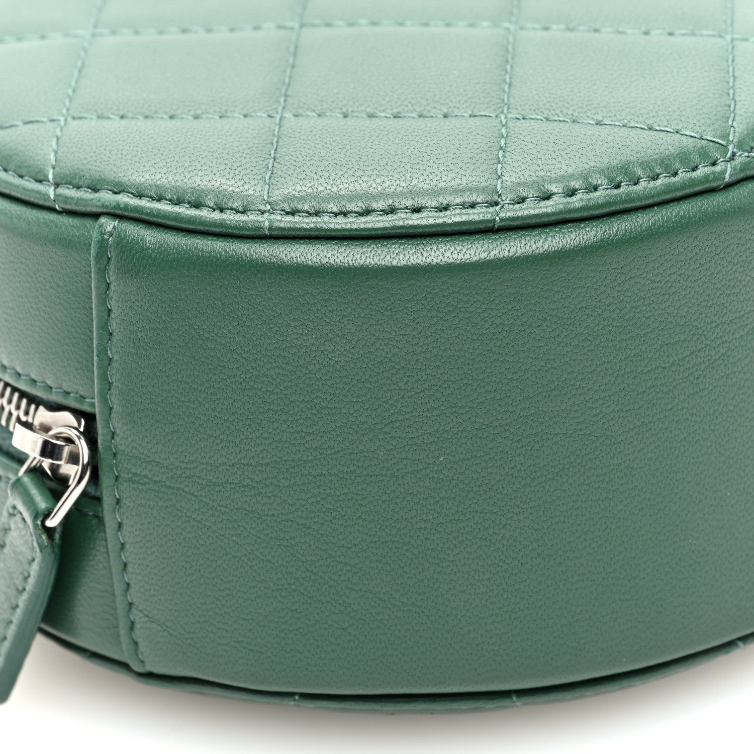 Chanel Lambskin Quilted Round Clutch With Chain Green 9 of 10