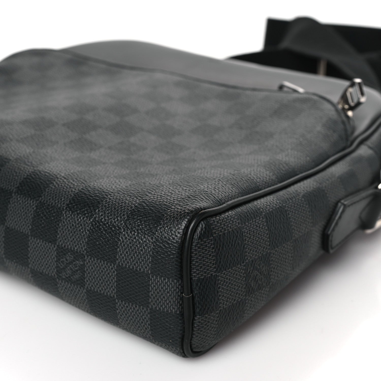 Louis Vuitton Damier Graphite Dayton Reporter PM 8 of 8