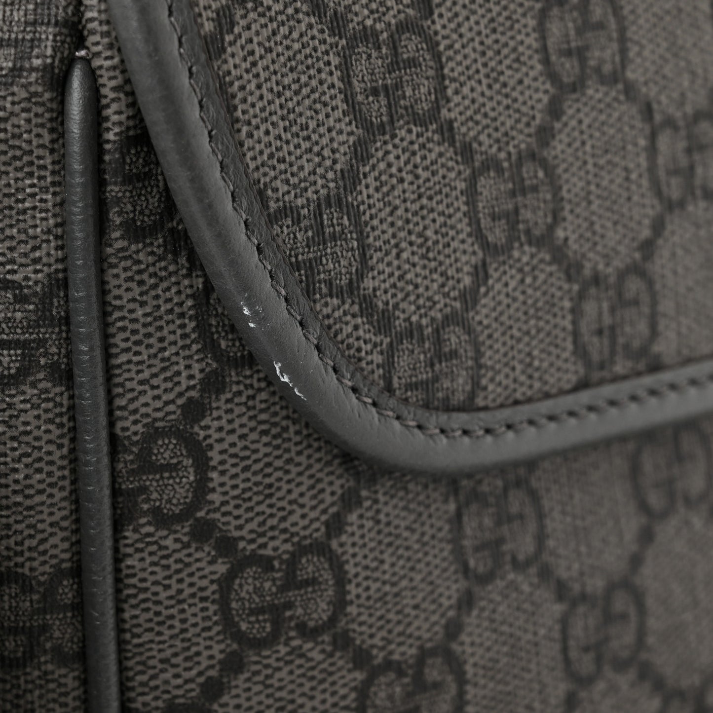 Tender GG Supreme Monogram Textured Dollar Calfskin Ophidia Messenger Bag Grey Black Graphite Grey