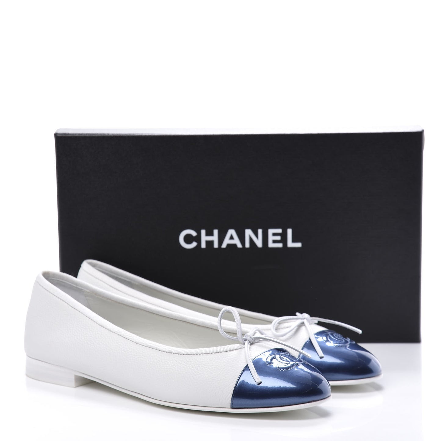 Calfskin Patent CC Cap Toe Ballerina Flats 40 White Blue
