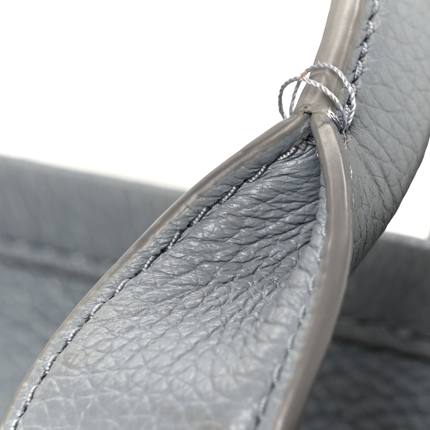 Grained Calfskin Medium The Tote Bag Grey