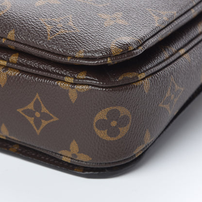 Louis Vuitton Monogram Pochette Metis 10 of 10