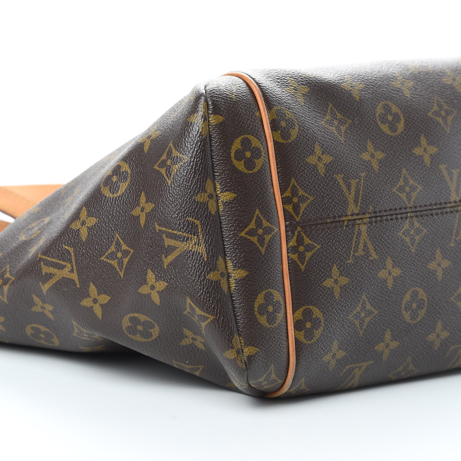 Louis Vuitton Monogram Totally MM 9 of 19