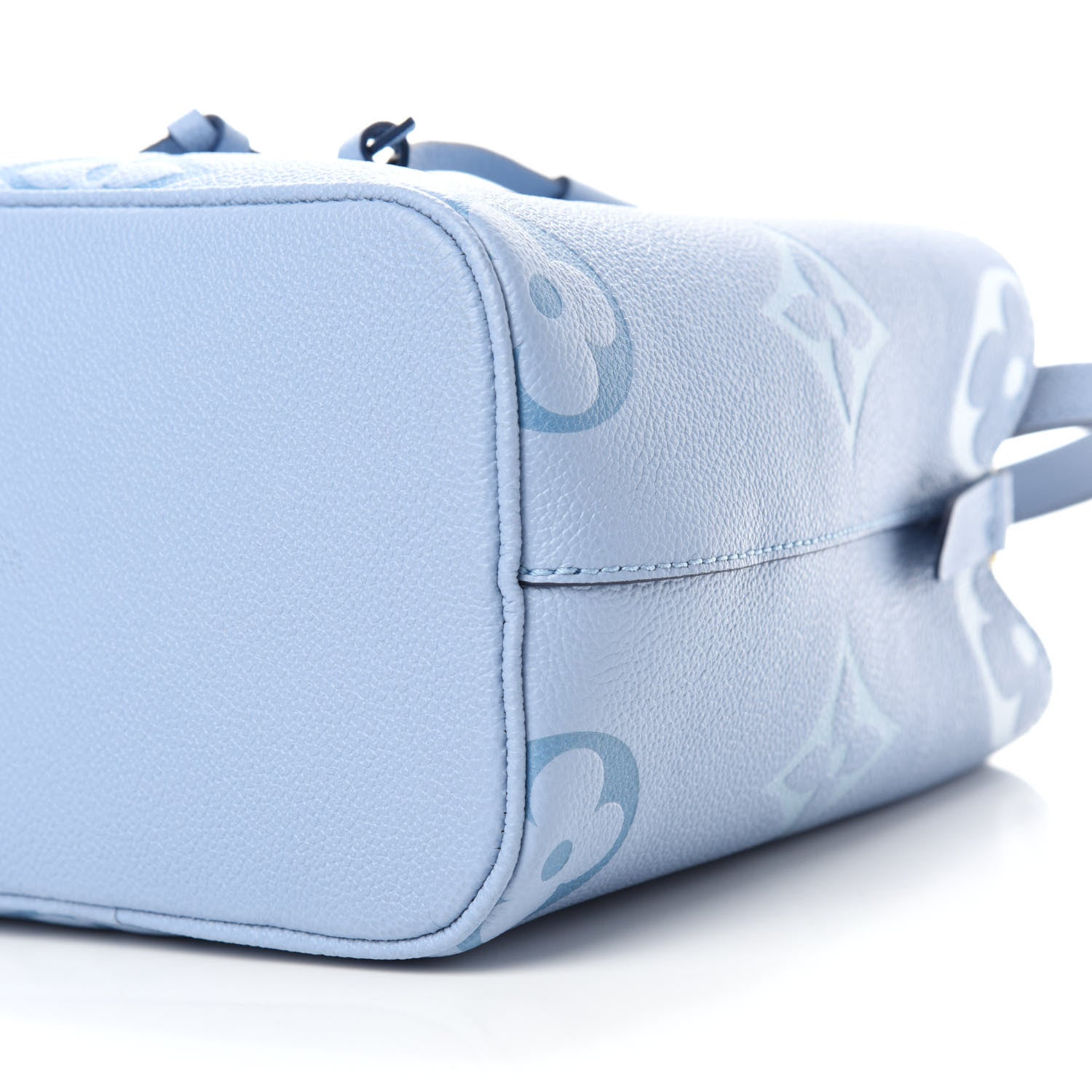 Louis Vuitton Empreinte Monogram Giant By The Pool Neonoe BB Summer Blue 7 of 11