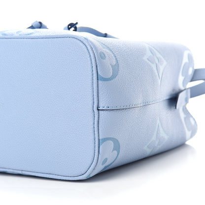 Louis Vuitton Empreinte Monogram Giant By The Pool Neonoe BB Summer Blue 7 of 11