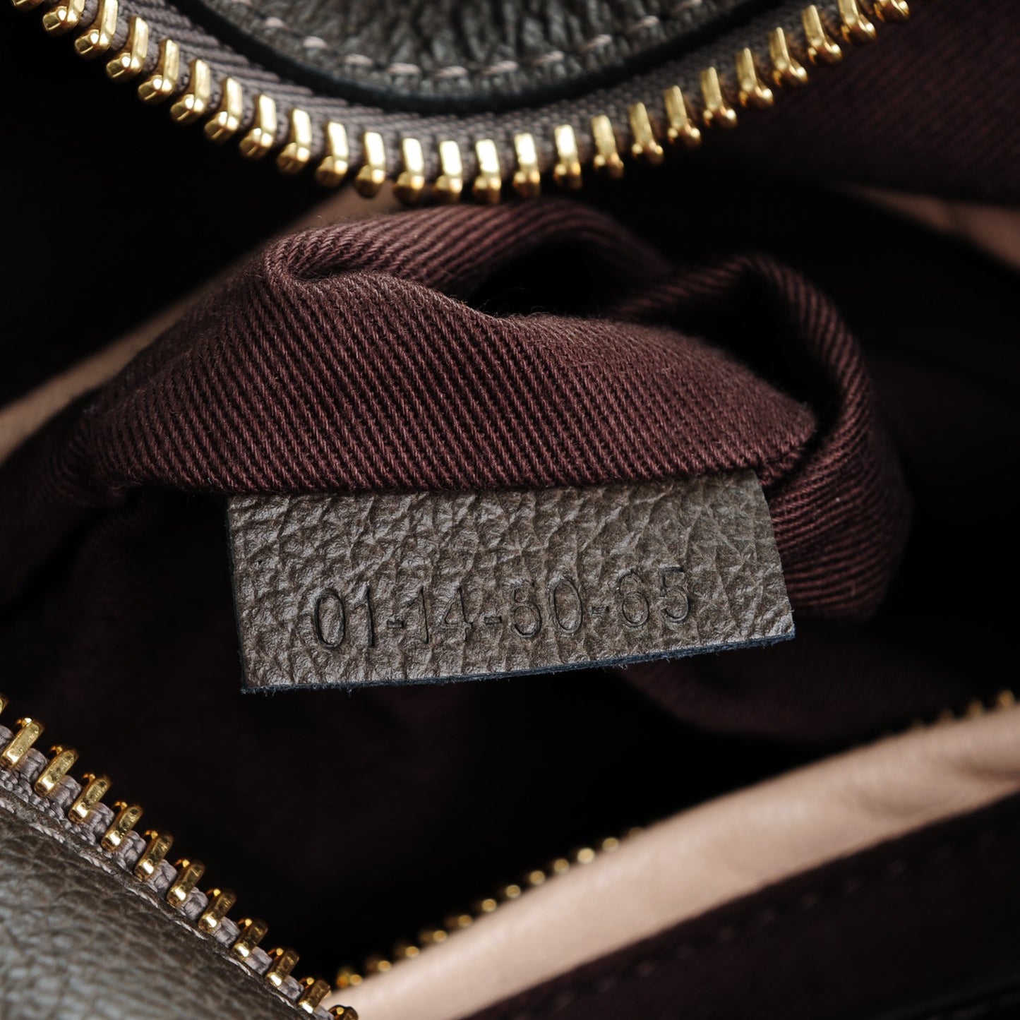 Calfskin Medium Paraty Rock