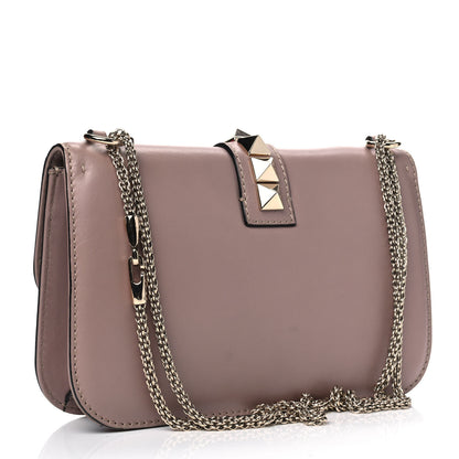 Valentino Garavani Vitello Medium Glam Lock Rockstud Flap Poudre 2 of 5