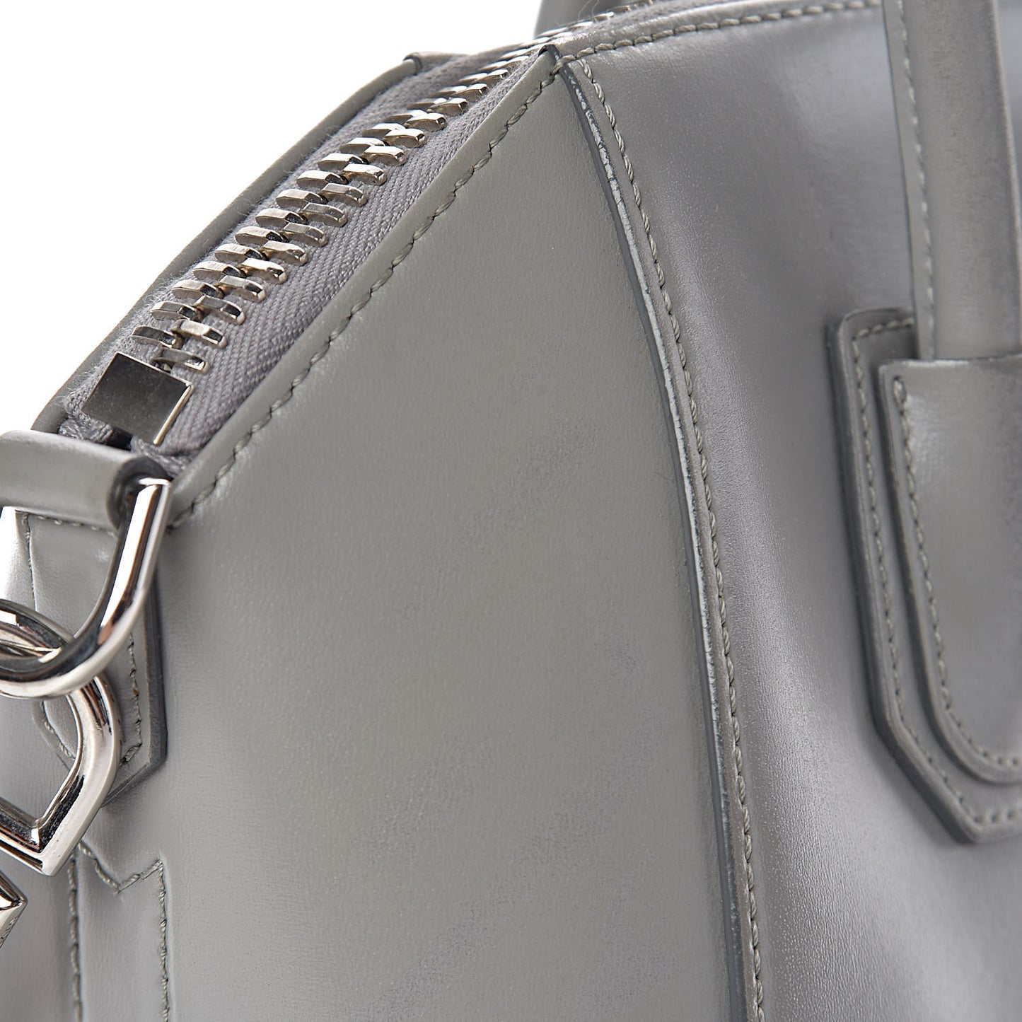 Shiny Lord Calfskin Small Antigona Pearl Grey