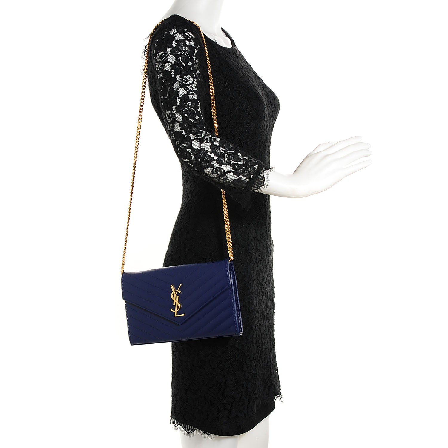 Saint Laurent Grain de Poudre Matelasse Chevron Medium Monogram Chain Wallet Navy 2 of 7