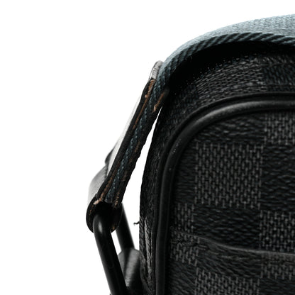 Louis Vuitton Damier Graphite Alpha Messenger Bag 12 of 14