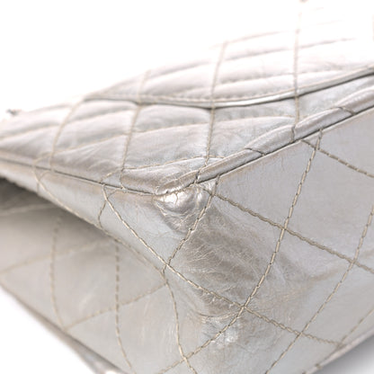 Chanel Metallic Aged Calfskin Quilted 2.55 Reissue 226 Flap Silver 11 of 21