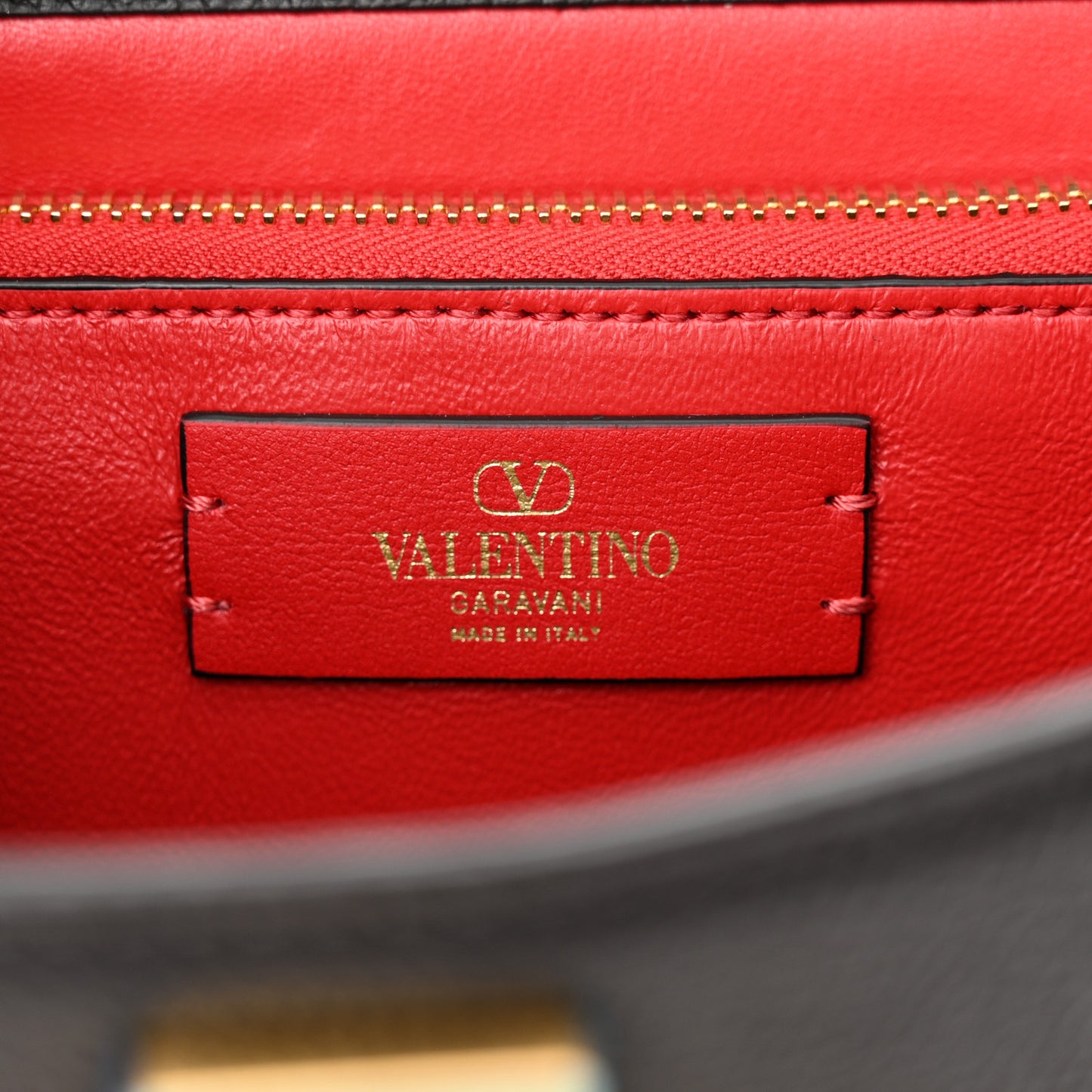 Grainy Calfskin Small VSling Top Handle Bag Black