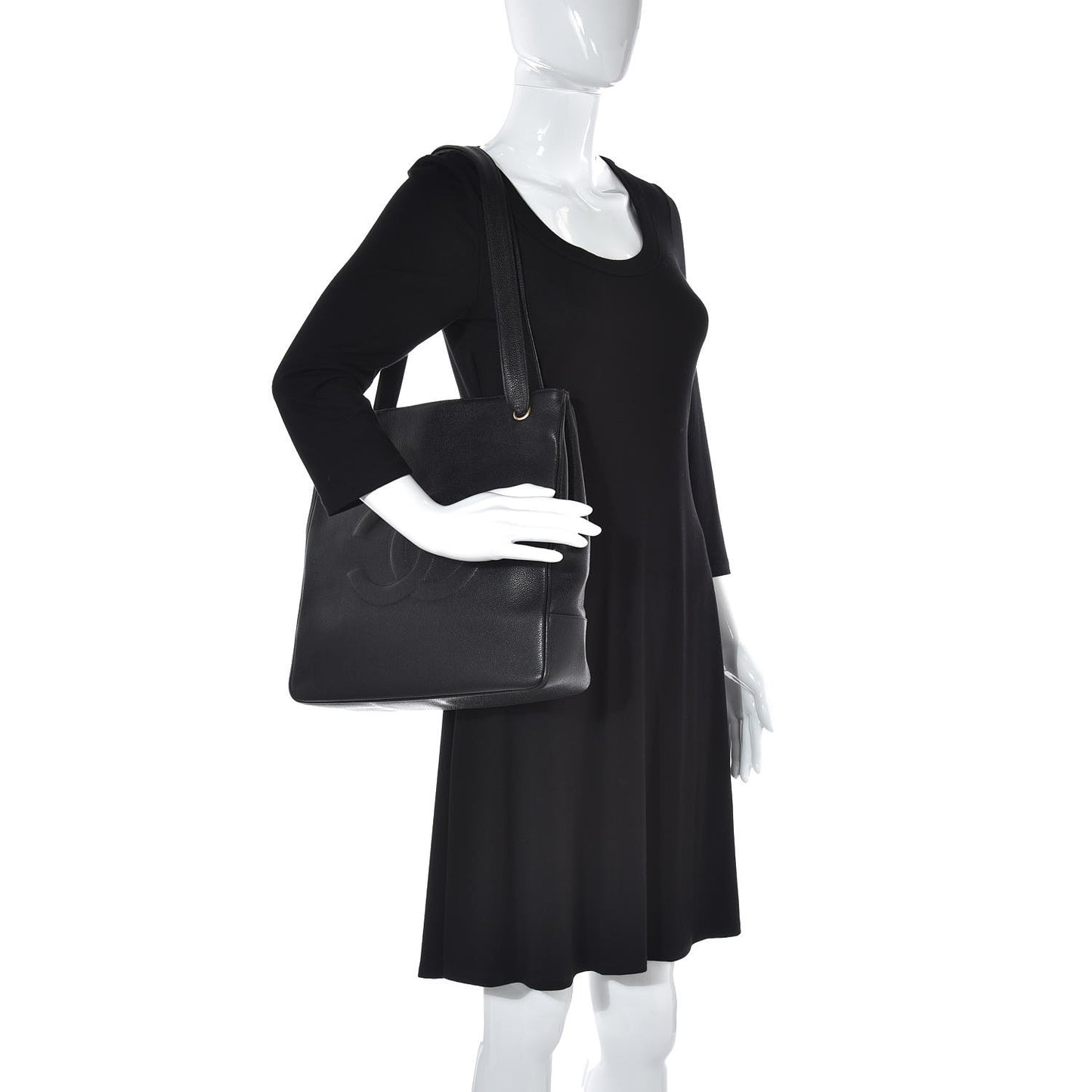 Caviar CC Tote Black