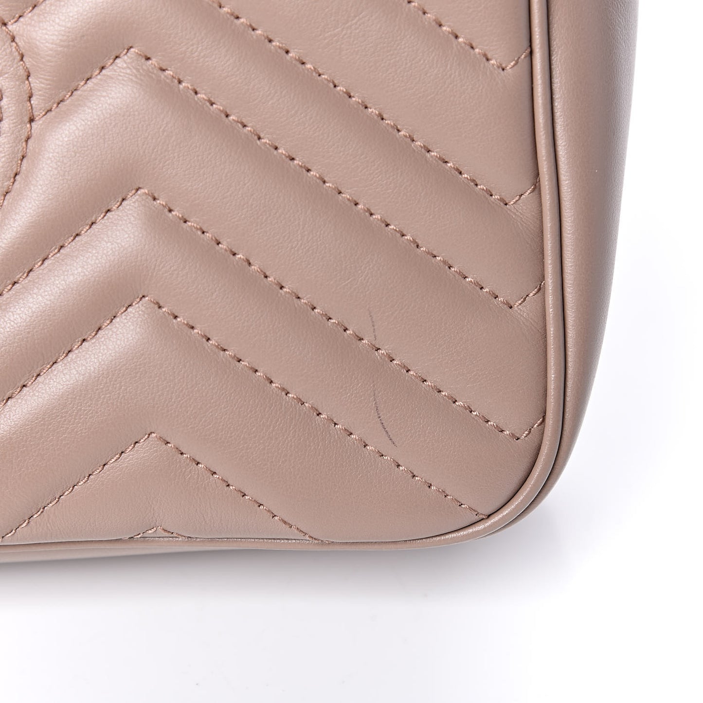 Calfskin Matelasse Small GG Marmont Shoulder Bag Porcelain Rose