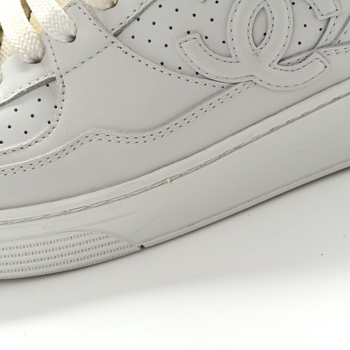 Calfskin CC Womens Sneakers 39.5 White