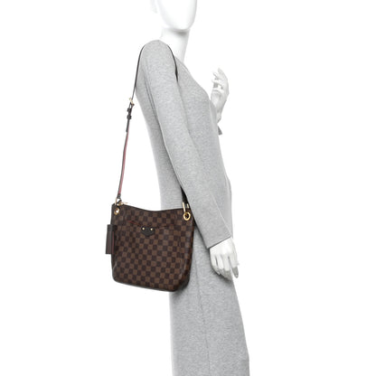 Louis Vuitton Damier Ebene South Bank Besace 2 of 11