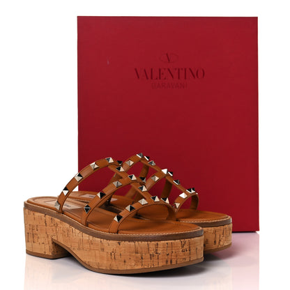 Valentino Garavani Calfskin Cork Rockstud Caged 30/50mm Platform Sandals 37 Tan 9 of 9
