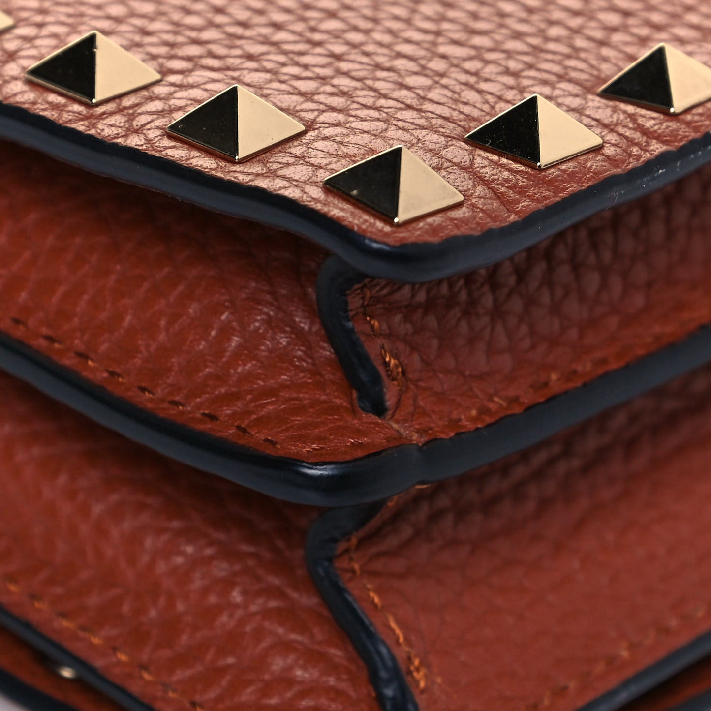 Pebbled Calfskin Rockstud Wallet on Chain Saddle Brown