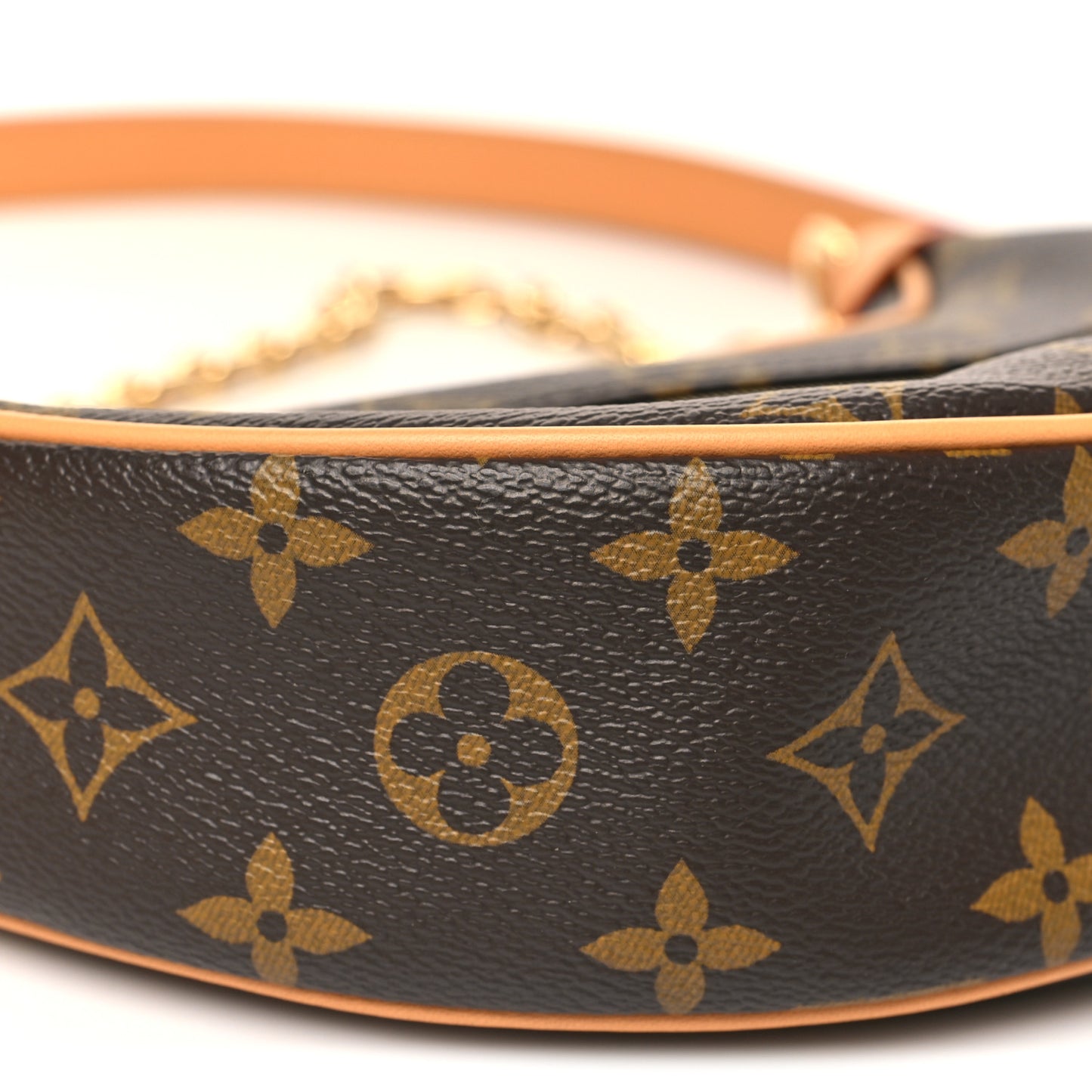 Monogram Loop