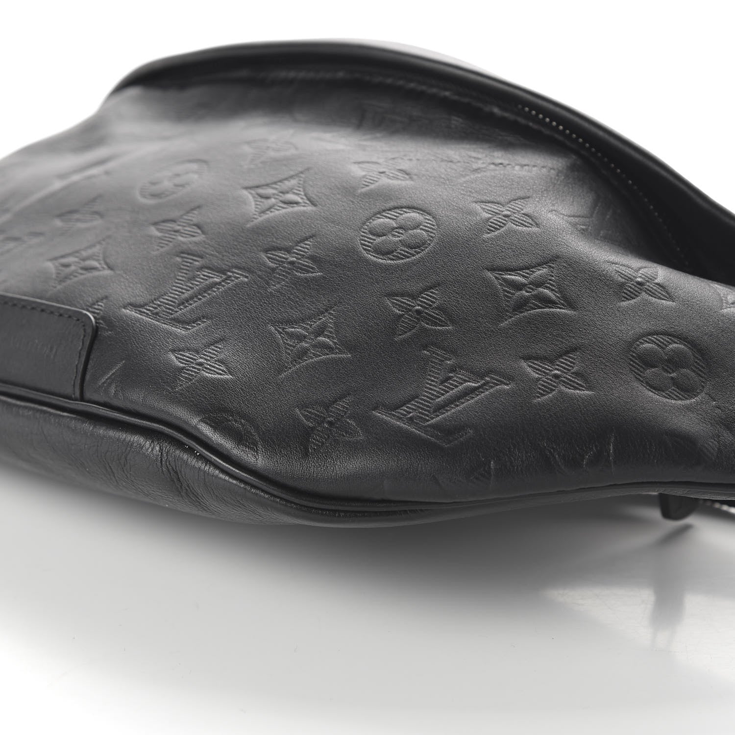Louis Vuitton Calfskin Monogram Shadow Discovery Bumbag Black 7 of 9