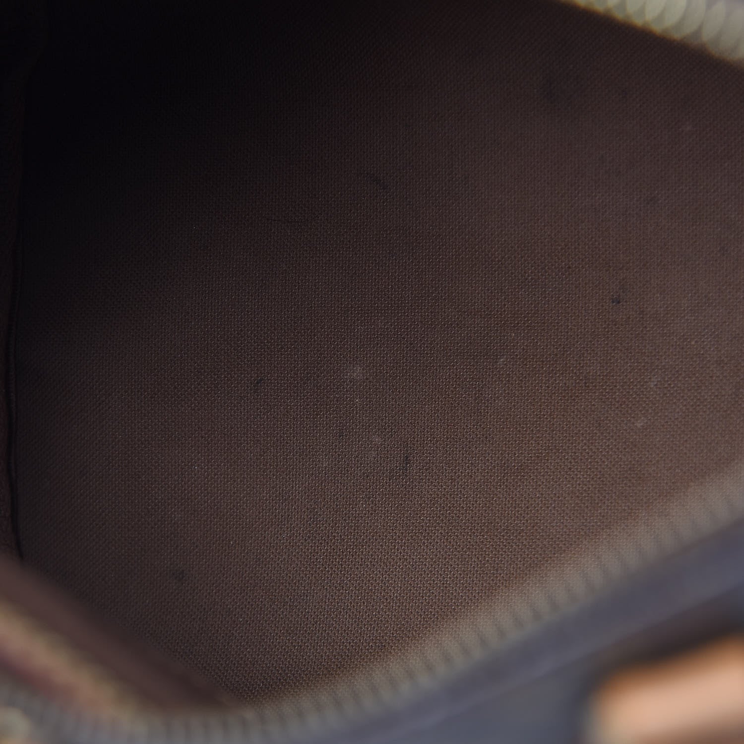Louis Vuitton Monogram Speedy 25 13 of 18