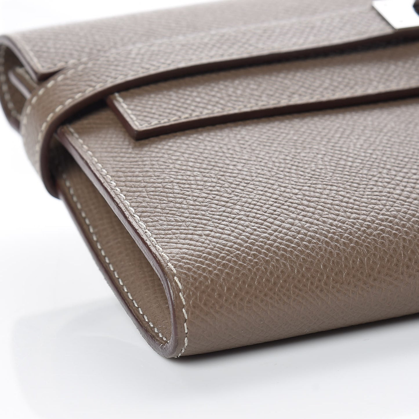 Epsom Kelly Longue Wallet Etoupe