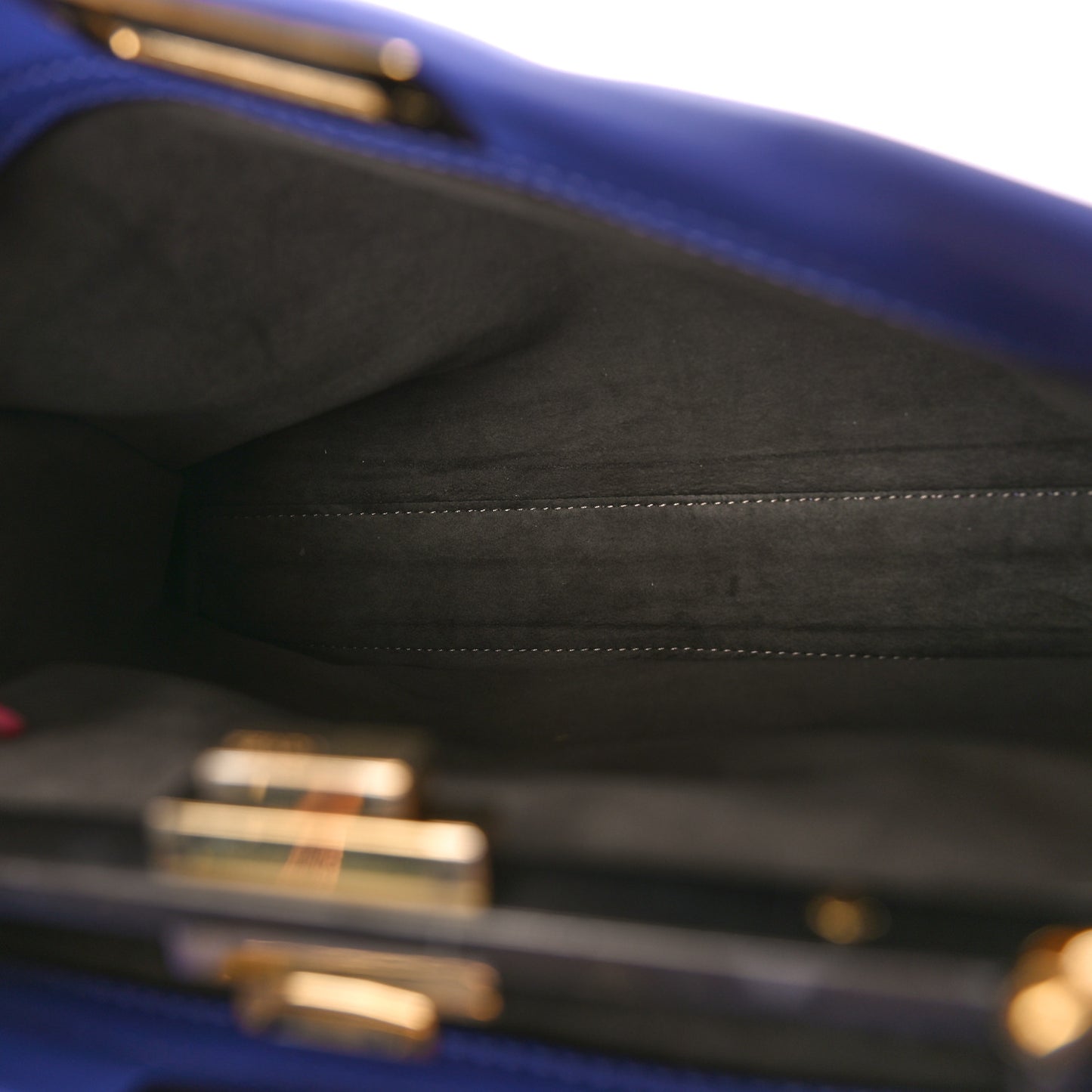 Vitello Seta Medium Peekaboo Iconic Satchel Viola Cassis