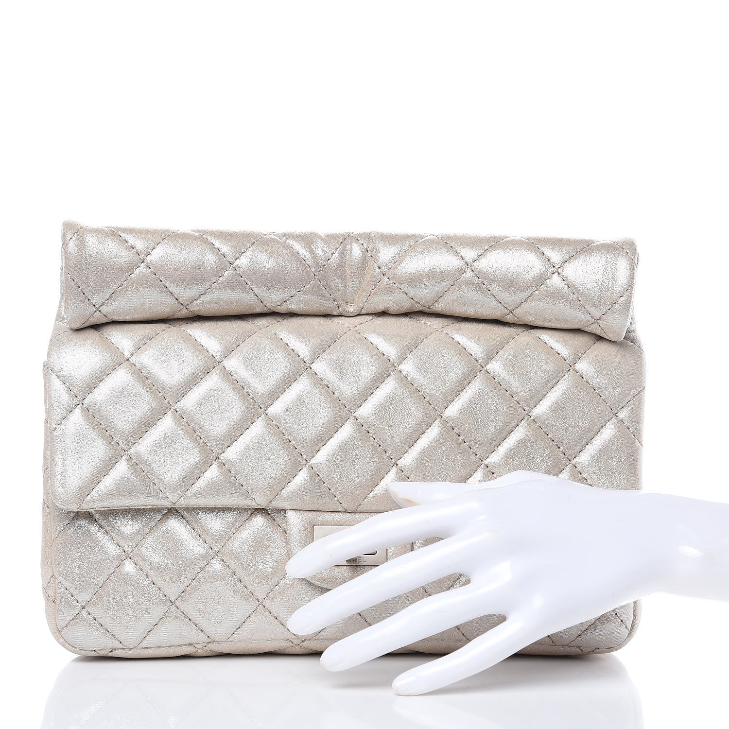 Chanel Iridescent Calfskin Quilted Large Roll 2.55 Reissue Clutch Light Gold 2 of 11