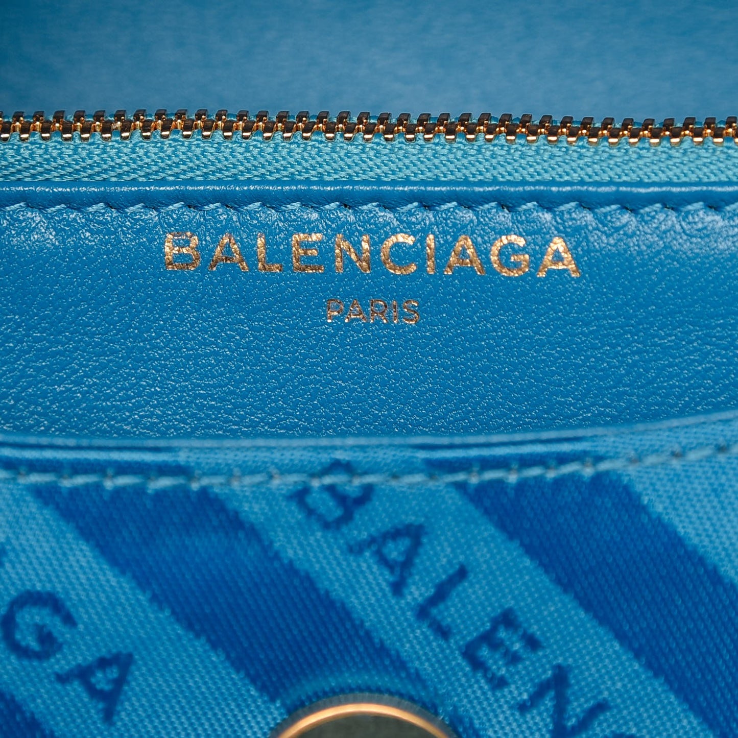 Nylon Jacquard Diagonal Logo S BB Round Shoulder Bag Bleu