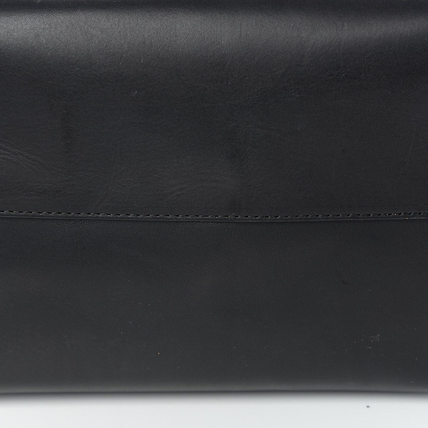 Vegetable Tanned Calfskin Bucket Bag Black Flamma