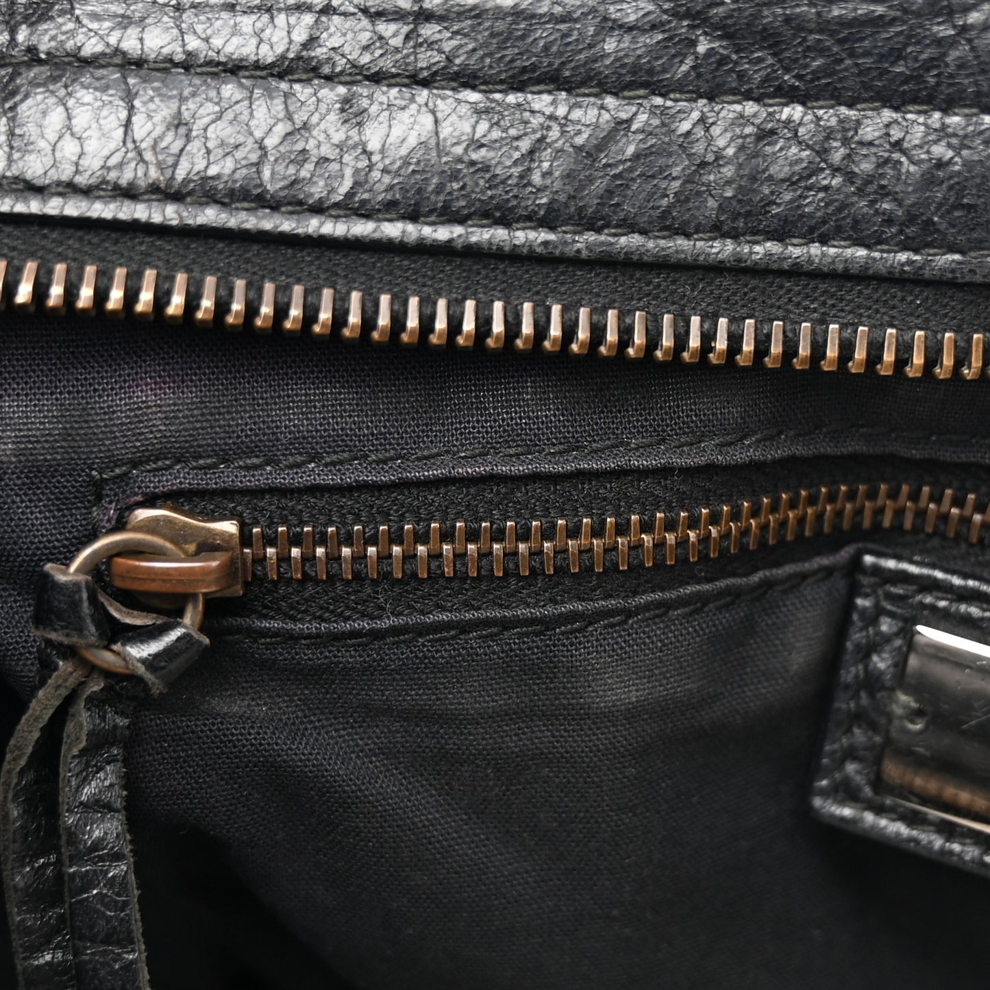 Agneau Classic Hardware City Black
