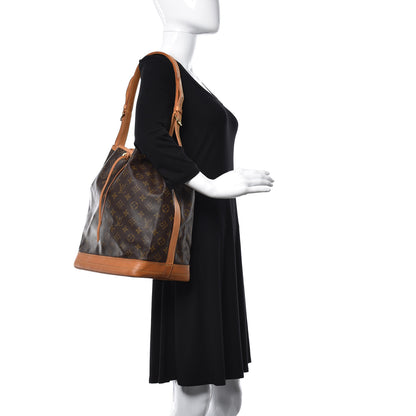 Louis Vuitton Monogram Noe 2 of 25
