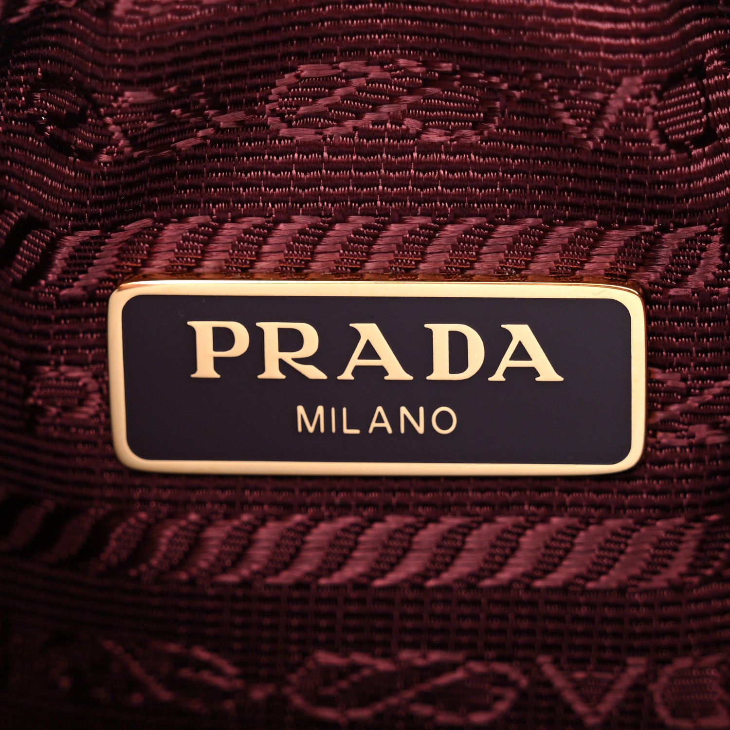 Prada Saffiano Lux Re-Edition 2005 Shoulder Bag Bordeaux 6 of 11