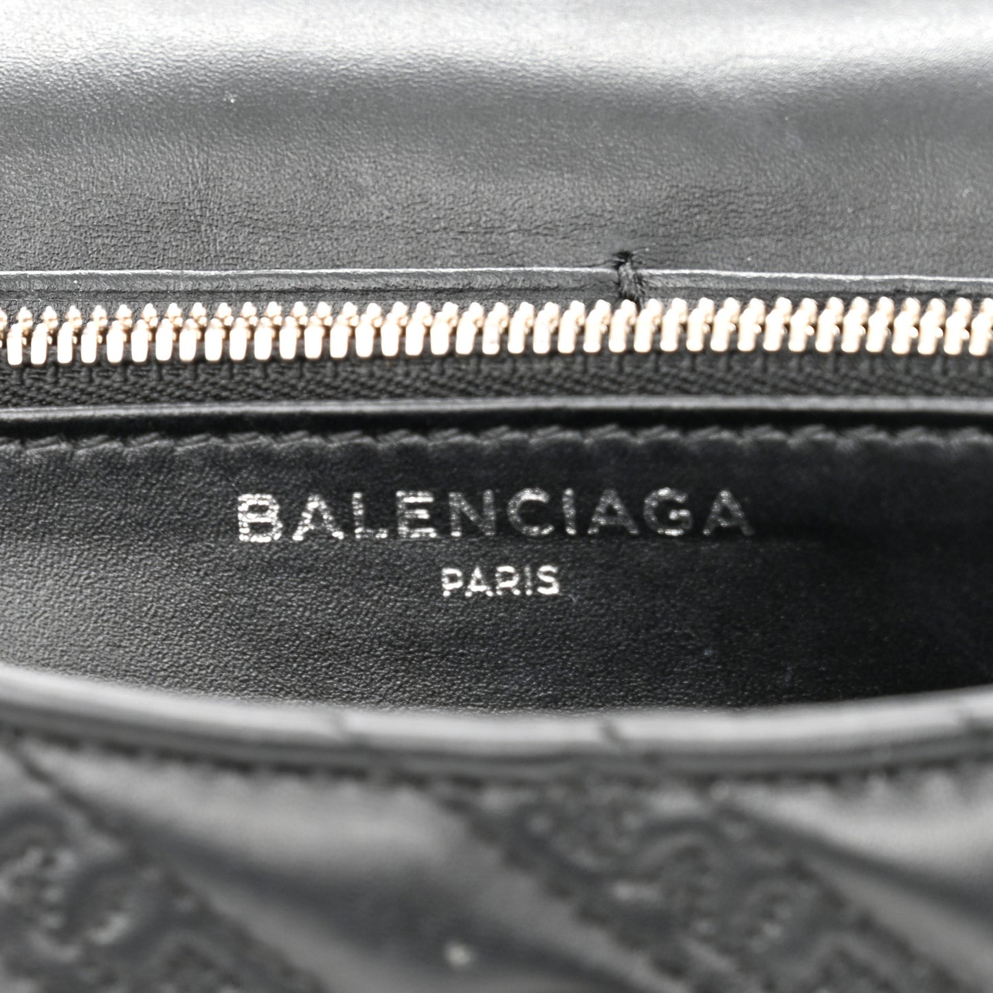 Calfskin Logo Matelasse S BB Round Shoulder Bag Black