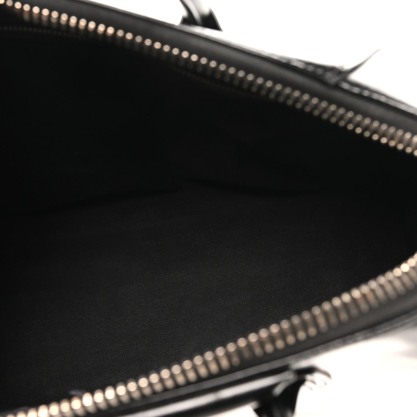 Shiny Lord Calfskin Medium Antigona Black
