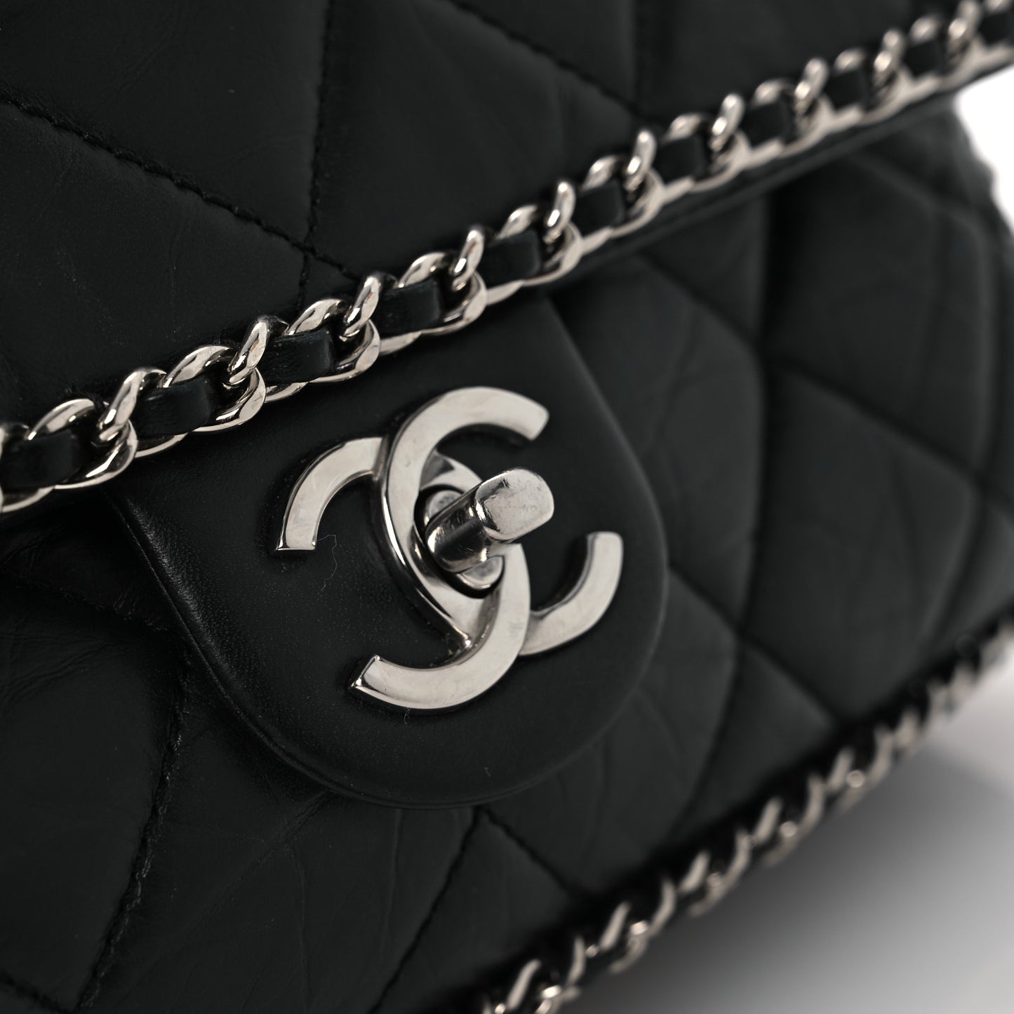 Crumpled Calfskin Quilted Large Chain Around Flap Black