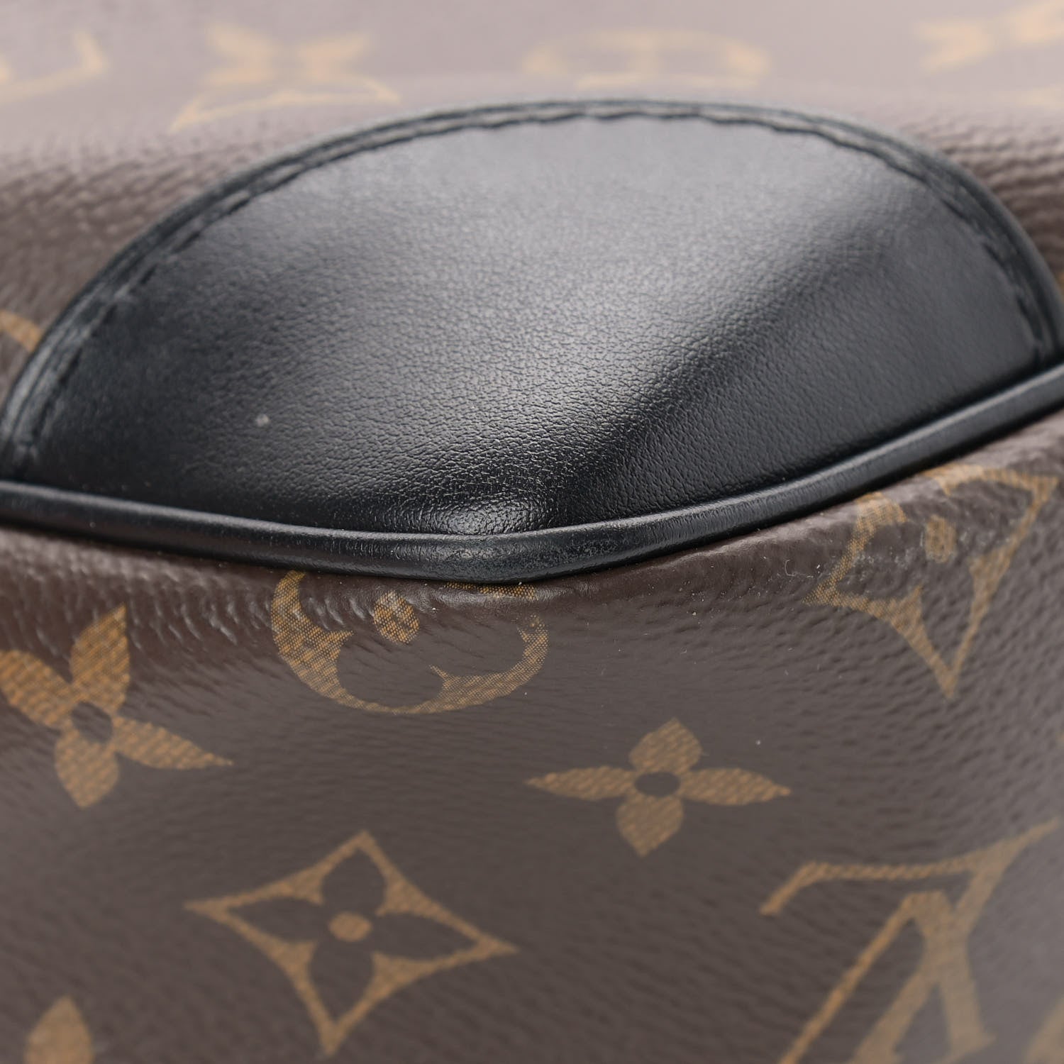 Louis Vuitton Monogram Odeon MM Black 7 of 16