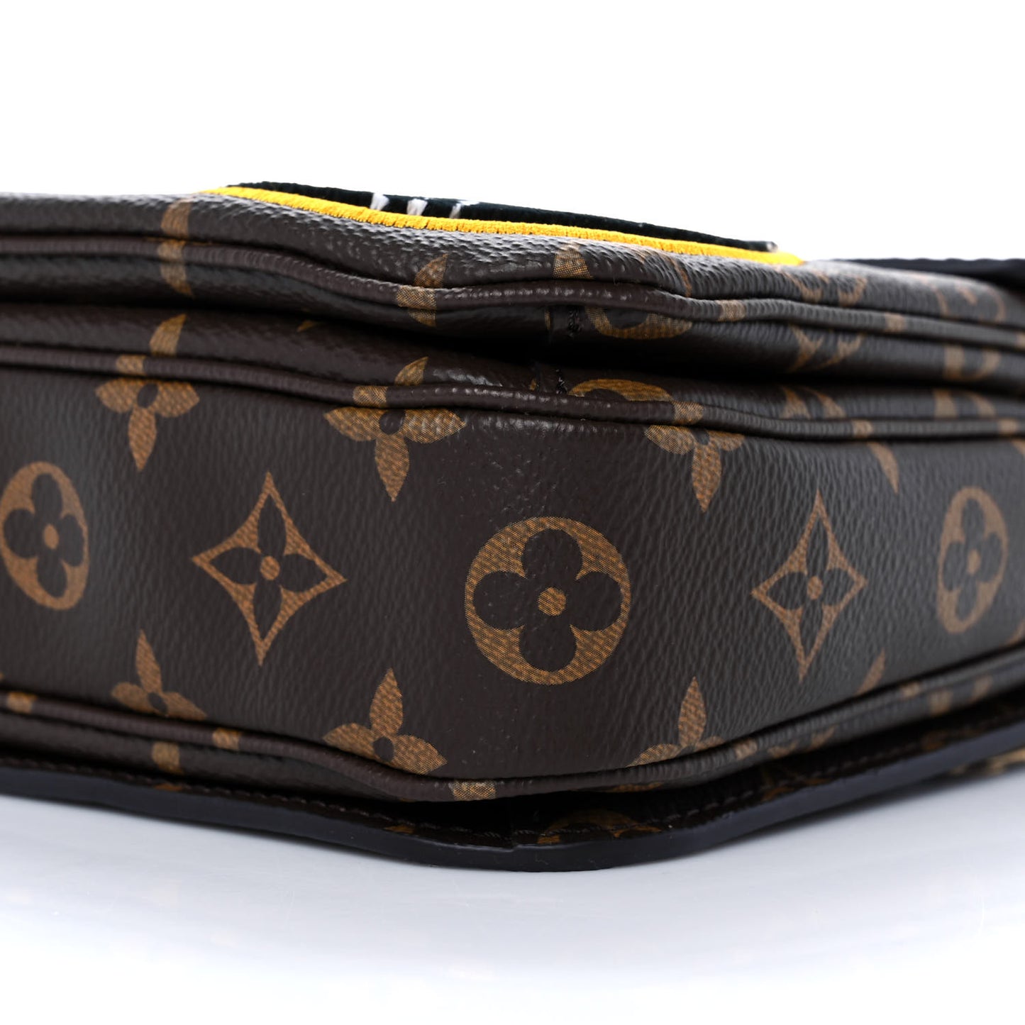 Monogram Patches Pochette Metis