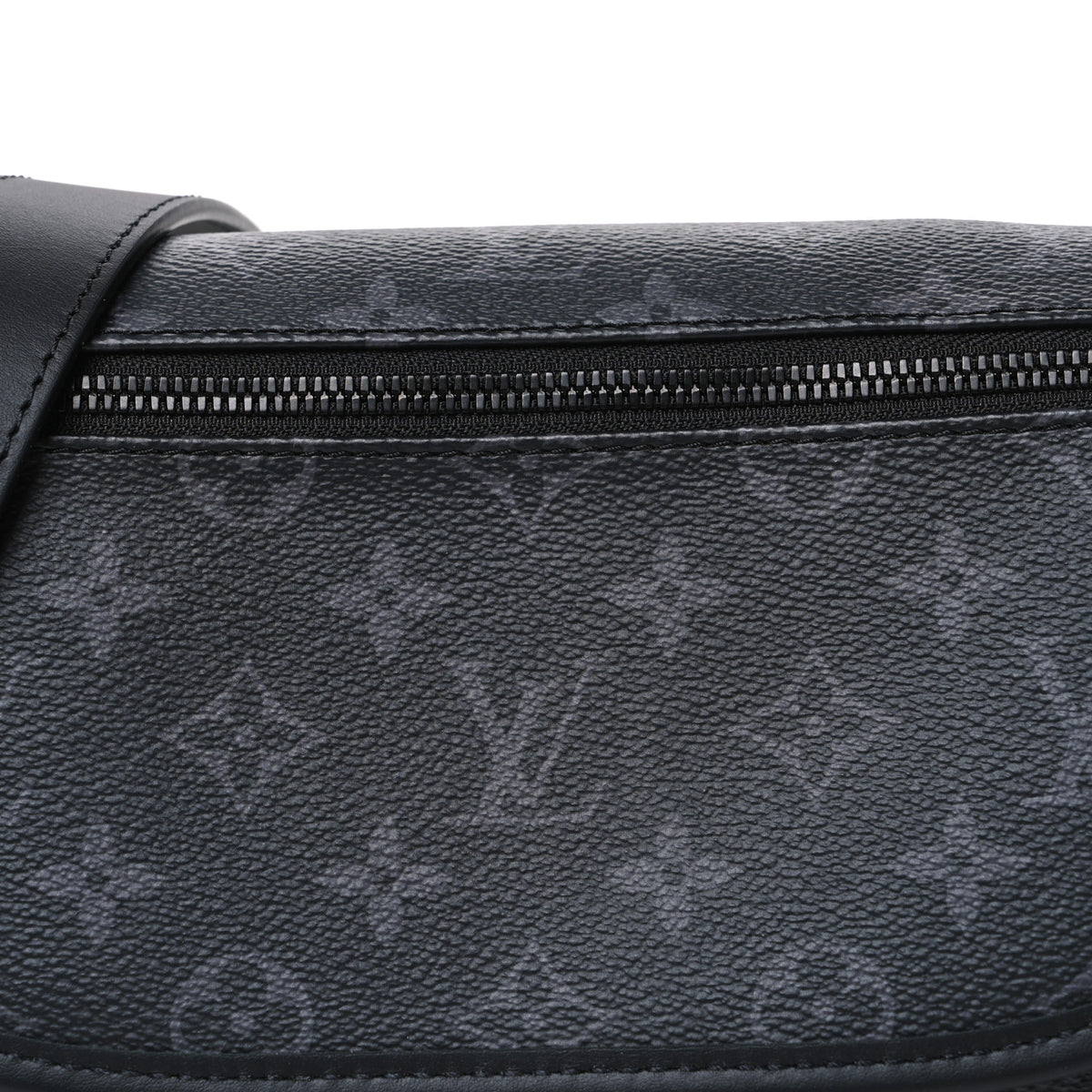 Louis Vuitton Monogram Eclipse Reverse Pulse Messenger 6 of 8