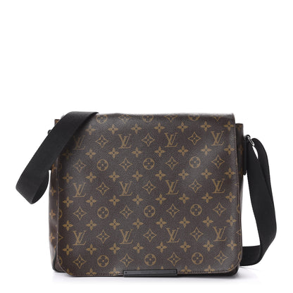 Louis Vuitton Monogram Beaubourg MM Messenger Bag 1 of 10