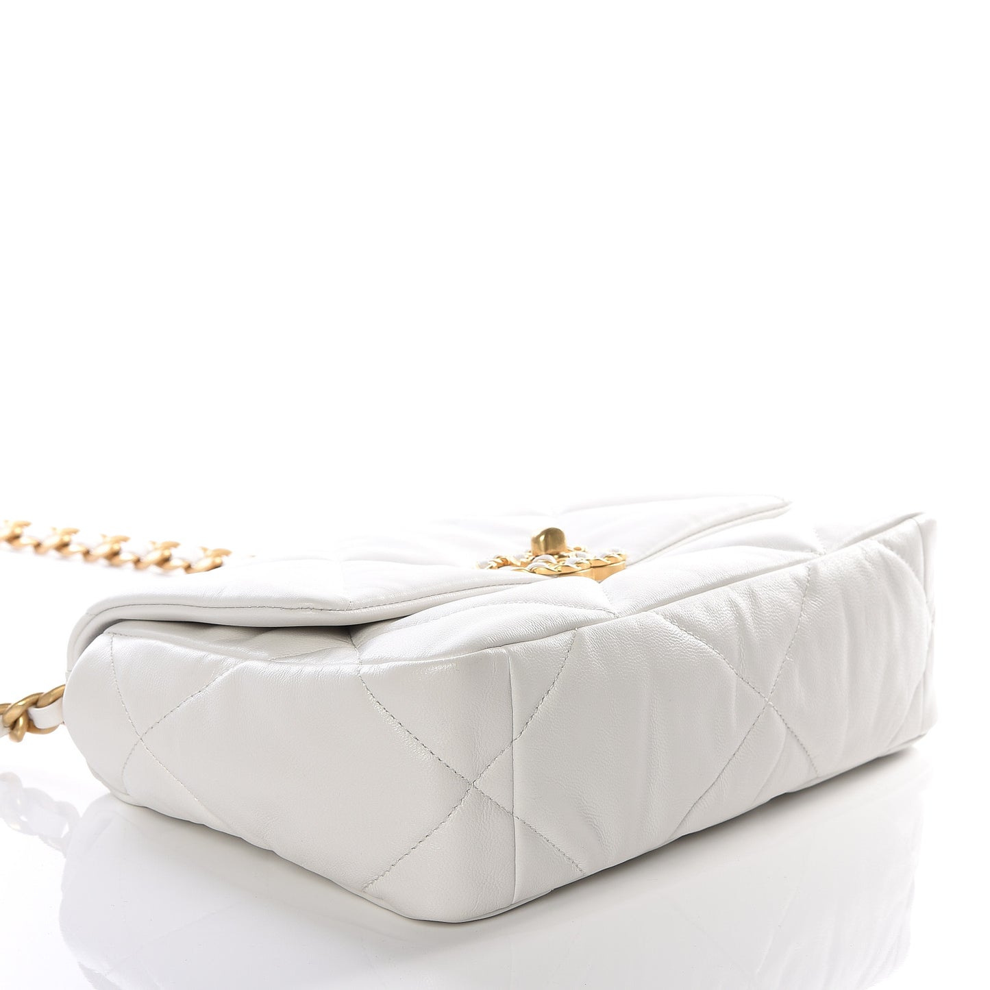 Lambskin Quilted Medium 19 Flap White