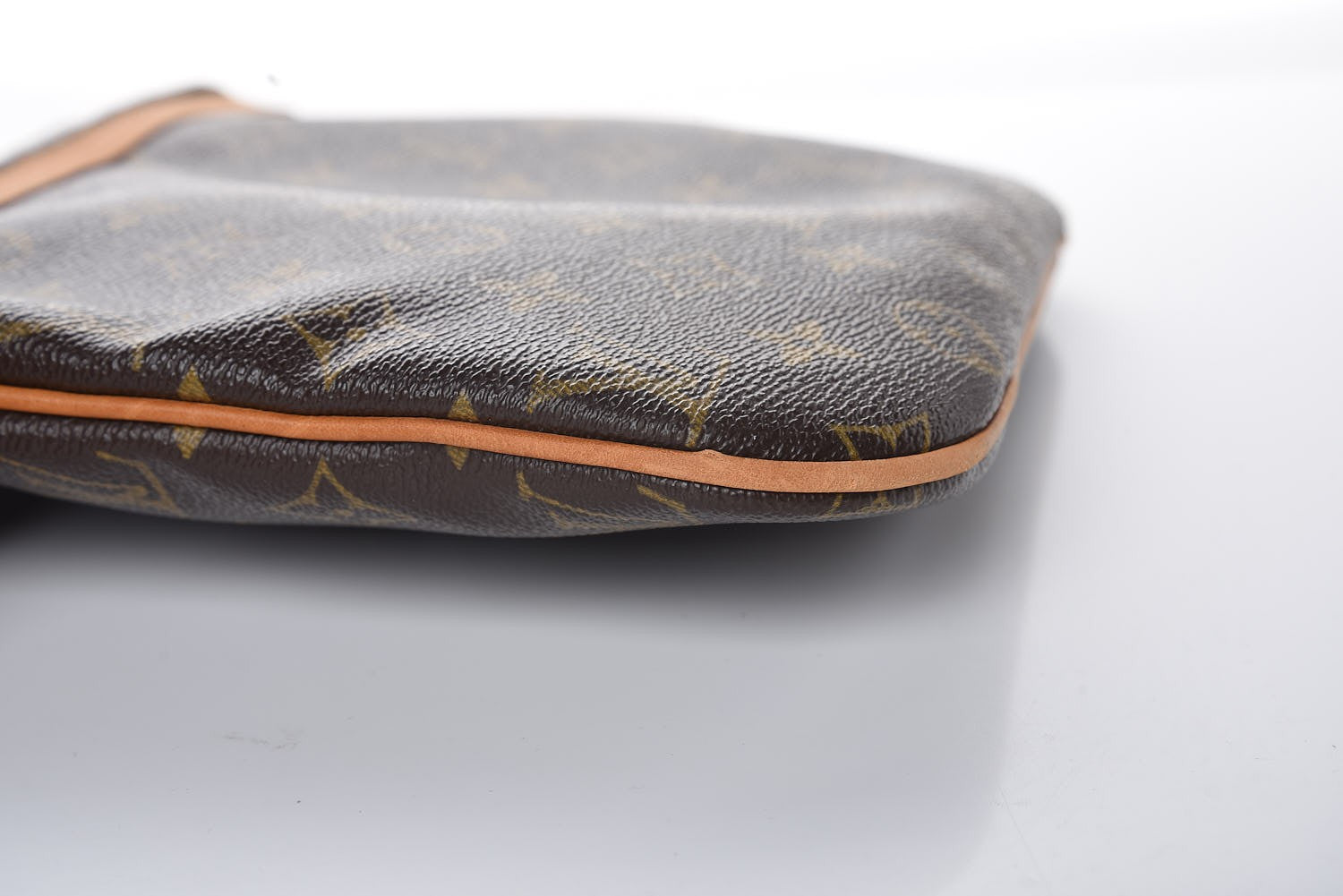 Louis Vuitton Monogram Bosphore Pochette 11 of 14