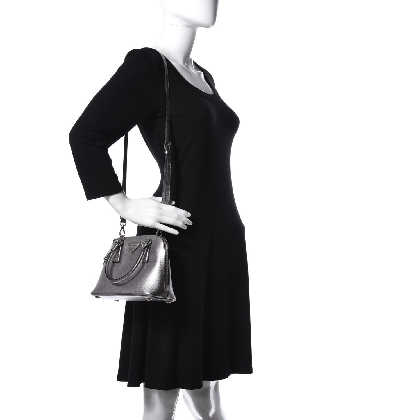 Saffiano Lux Small Promenade Tote Cromo