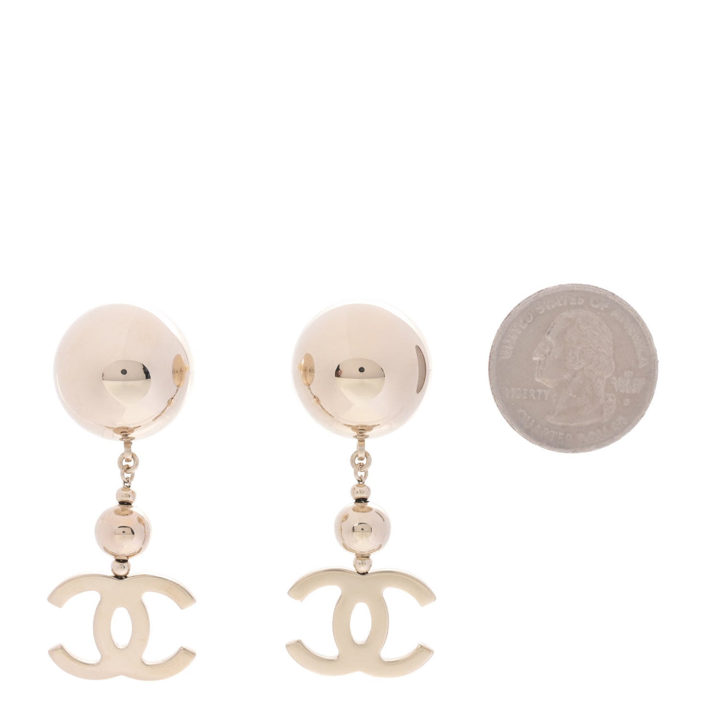 Metal CC Drop Earrings Gold