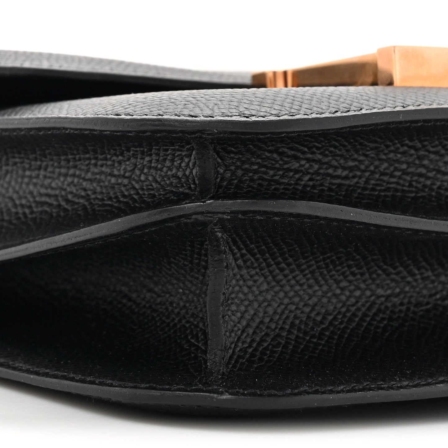 Epsom Constance 18 Black