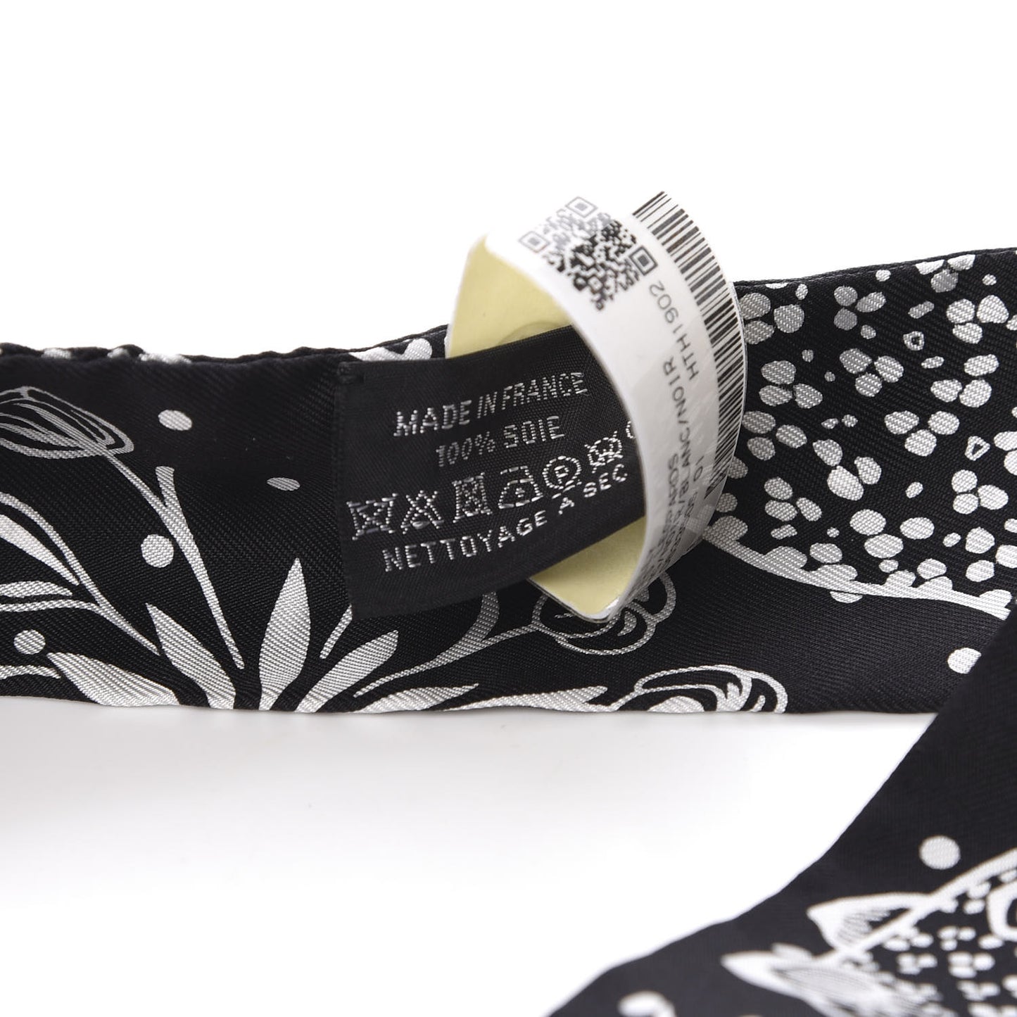 Silk Les Leopards Twilly Black White