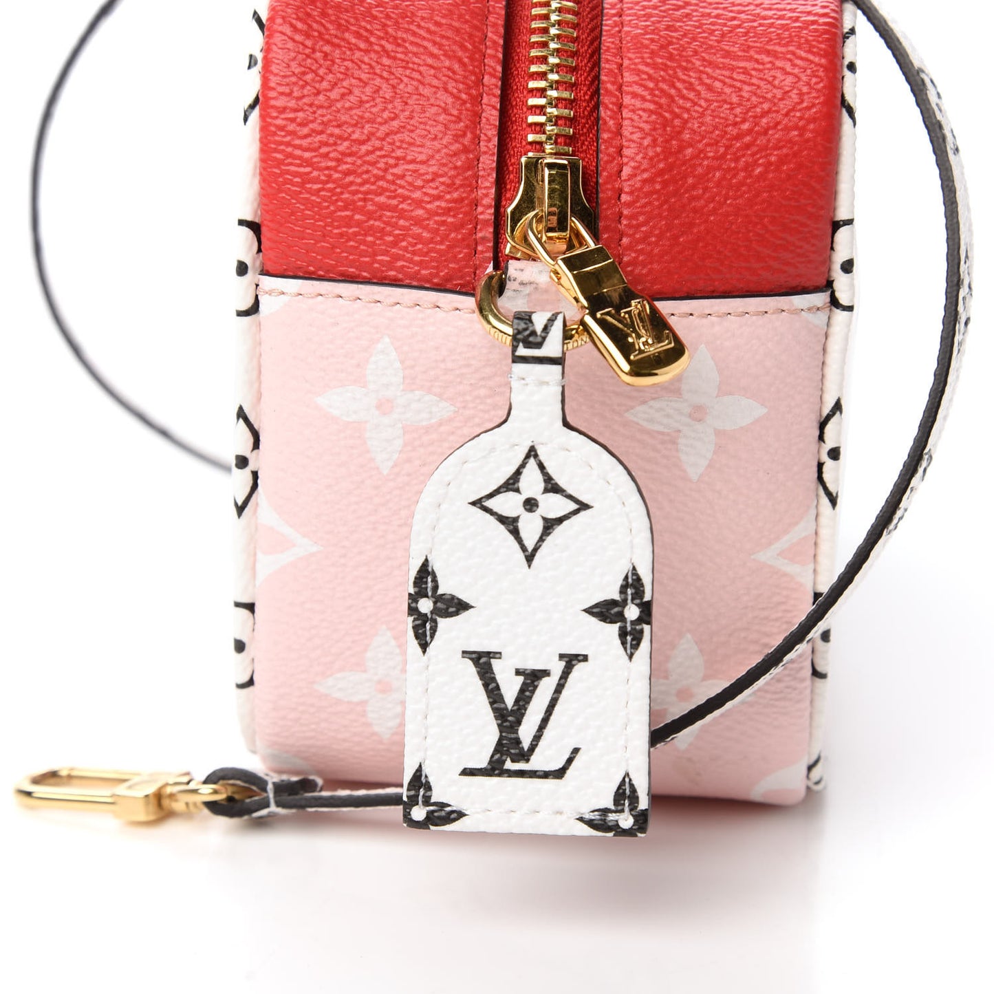 Monogram Giant Beach Pouch Rouge