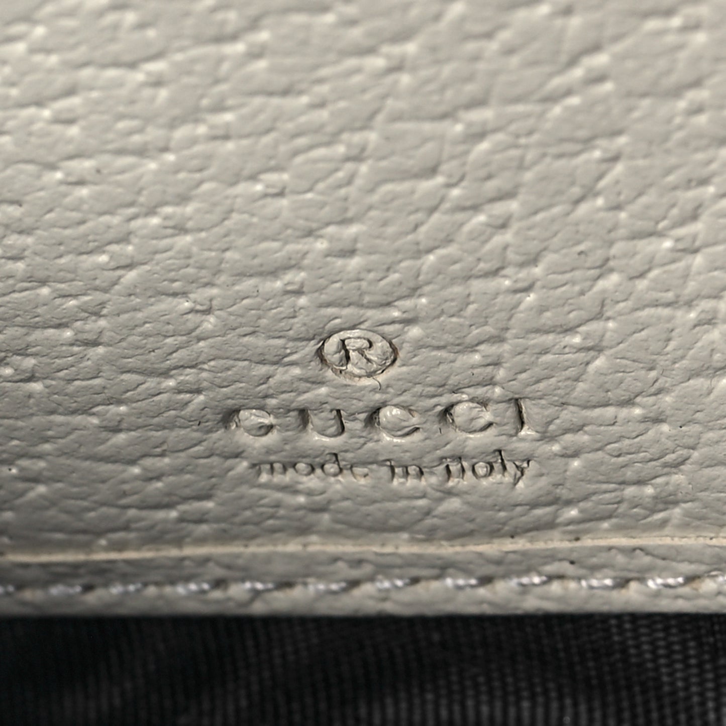 GG Supreme Monogram Textured Dollar Calfskin Web Ophidia Zip Around Wallet Beige Ebony Mystic White